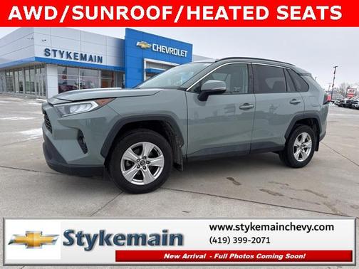 2021 Toyota RAV4 XLE