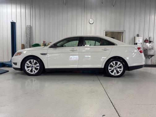 2012 Ford Taurus SEL