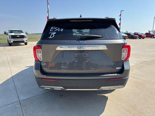 Magnetic Metallic 2020 Ford Explorer XLT