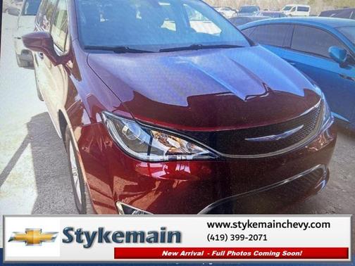 2018 Chrysler Pacifica Touring-L