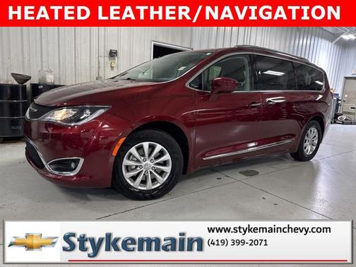 2018 Chrysler Pacifica Touring-L