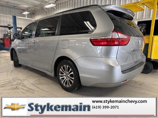 2019 Toyota Sienna XLE