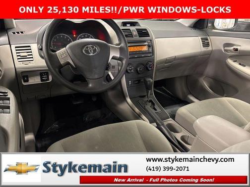 Black Sand Pearl 2013 Toyota Corolla LE