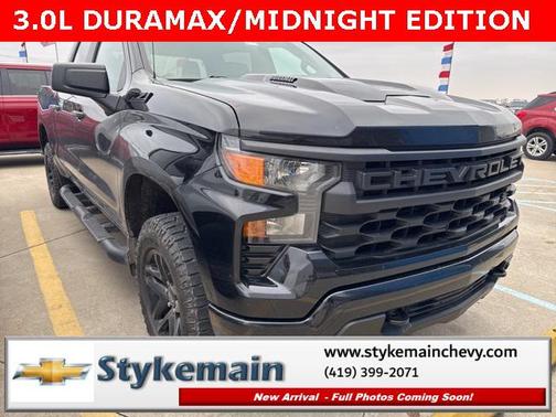 2022 Chevrolet Silverado 1500 Custom Trail Boss