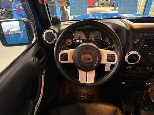 2014 Jeep Wrangler Unlimited Polar Edition