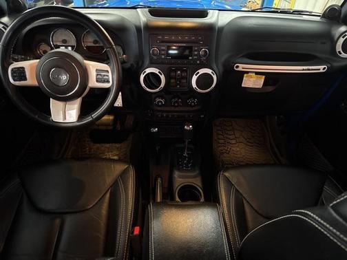 2014 Jeep Wrangler Unlimited Polar Edition