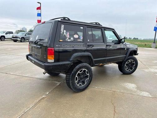 Black Clear Coat 1999 Jeep Cherokee Sport