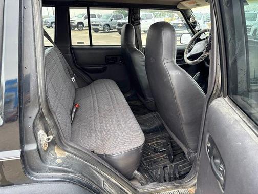 Black Clear Coat 1999 Jeep Cherokee Sport