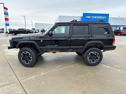 Black Clear Coat 1999 Jeep Cherokee Sport