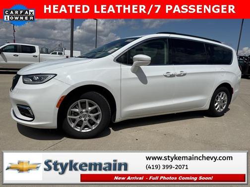 2022 Chrysler Pacifica Touring L