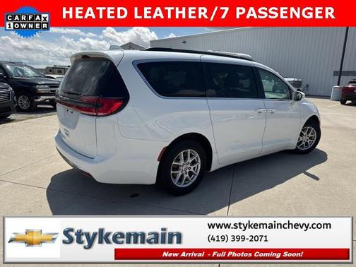 2022 Chrysler Pacifica Touring L