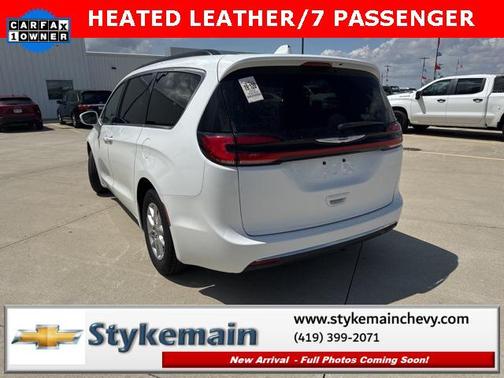 2022 Chrysler Pacifica Touring L