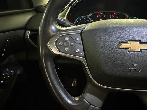 Silver Ice Metallic 2019 Chevrolet Traverse Premier