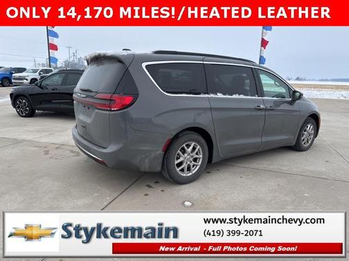 2022 Chrysler Pacifica Touring L