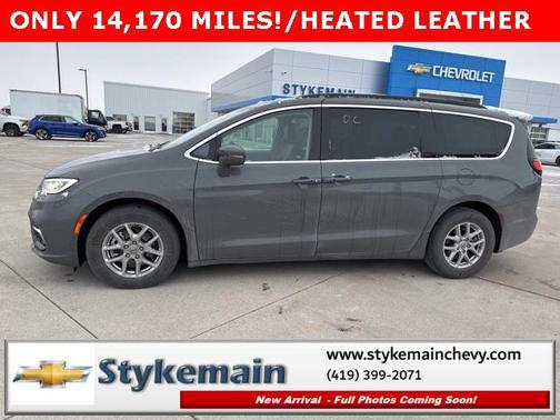 2022 Chrysler Pacifica Touring L