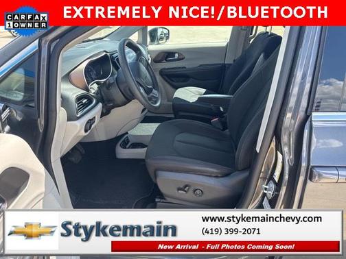 2017 Chrysler Pacifica Touring