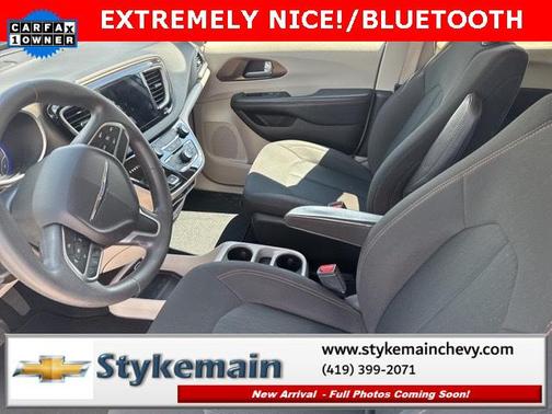 2017 Chrysler Pacifica Touring