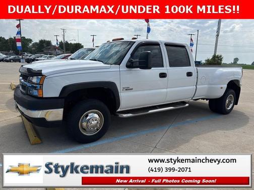 2006 Chevrolet Silverado 3500 Work Truck