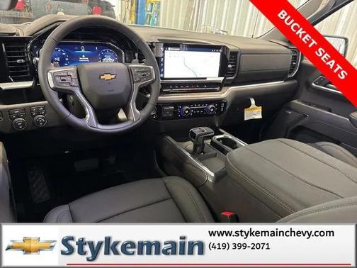 2025 Chevrolet Silverado 1500 LTZ