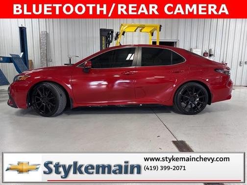 2022 Toyota Camry SE