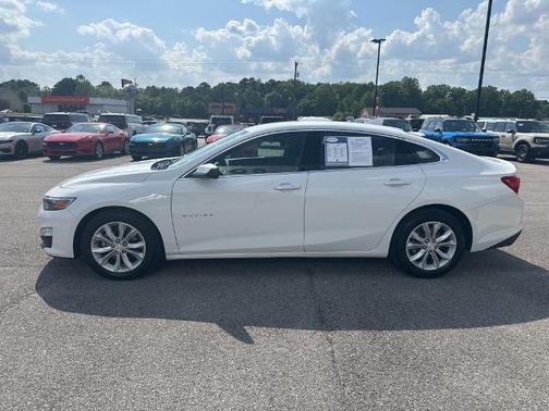 Summit White 2024 Chevrolet Malibu LT W/1LT