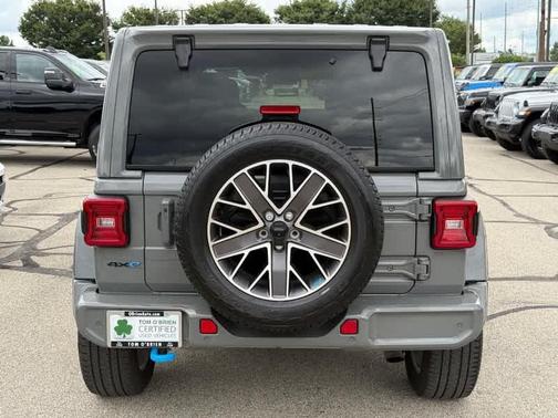 2022 Jeep Wrangler Unlimited 4xe Sahara