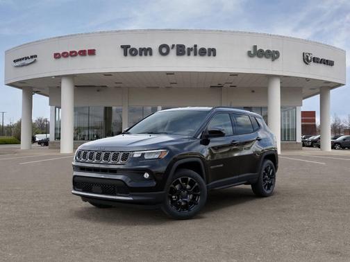 Diamond Black 2026 Jeep Compass Latitude