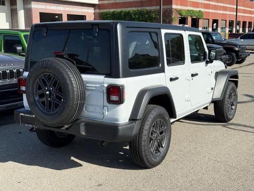 2025 Jeep Wrangler Sport