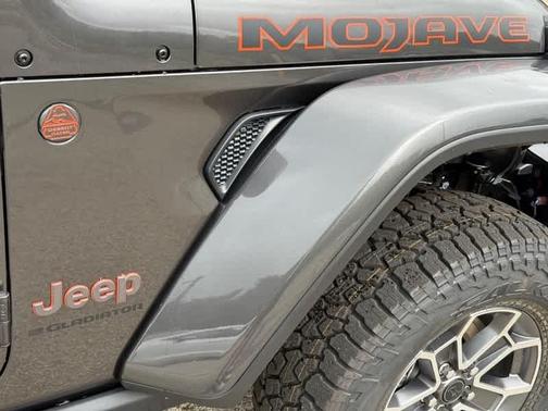 2025 Jeep Gladiator Mojave