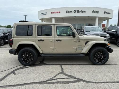 2022 Jeep Wrangler Unlimited 4xe Sahara
