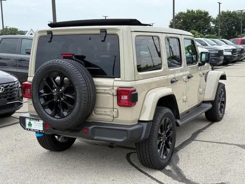 2022 Jeep Wrangler Unlimited 4xe Sahara