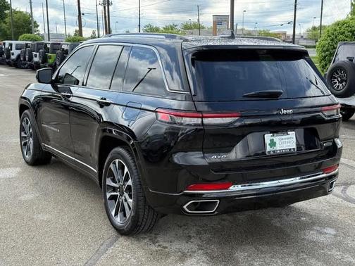 2022 Jeep Grand Cherokee Overland