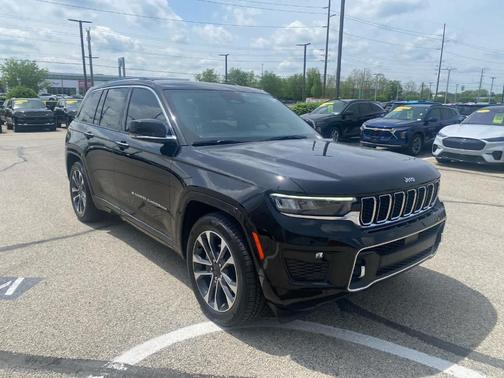2022 Jeep Grand Cherokee Overland