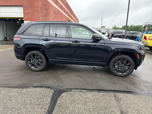 2024 Jeep Grand Cherokee 4xe Base