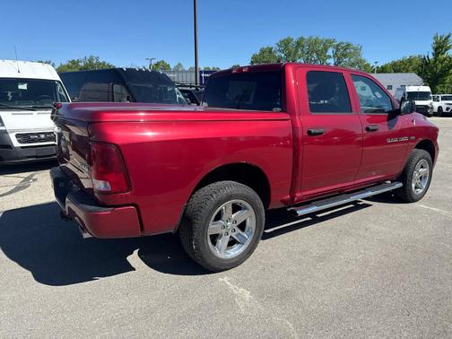 Deep Cherry Red Crystal Pearlcoat 2012 RAM 1500 ST