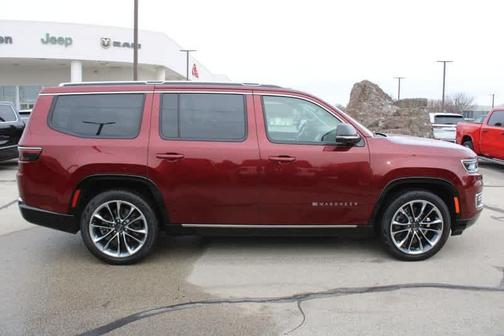 2023 Jeep Wagoneer Series III