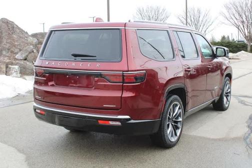 2023 Jeep Wagoneer Series III