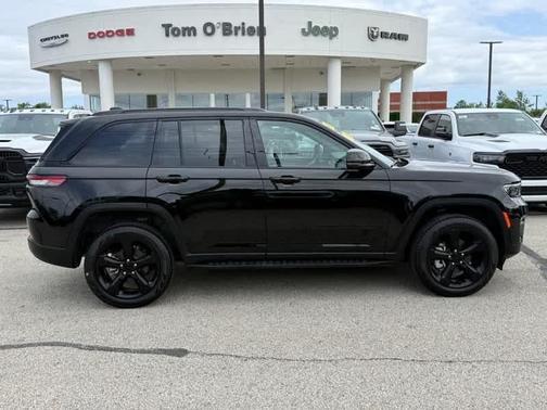 Diamond Black 2024 Jeep Grand Cherokee Limited
