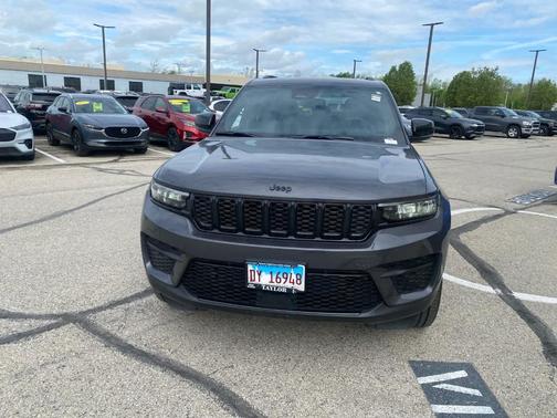 2023 Jeep Grand Cherokee Altitude