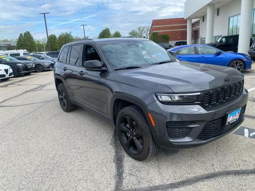 2023 Jeep Grand Cherokee Altitude