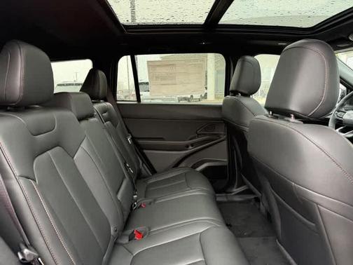 2026 Jeep Cherokee LAREDO/LIMITED
