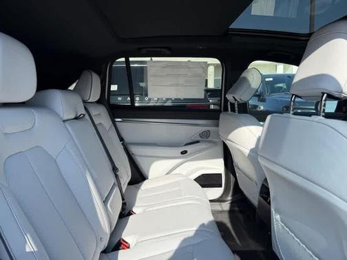 2025 Jeep Wagoneer S Limited