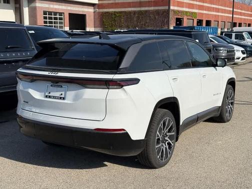 2025 Jeep Wagoneer S Limited
