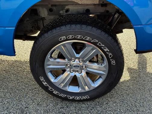 Velocity Blue Metallic 2020 Ford F-150 XLT