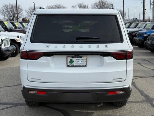 2022 Jeep Wagoneer Series III