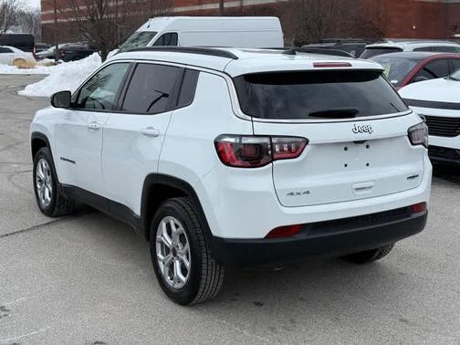 2025 Jeep Compass Latitude