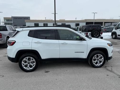 2025 Jeep Compass Latitude