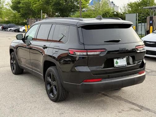 Diamond Black 2023 Jeep Grand Cherokee L Laredo