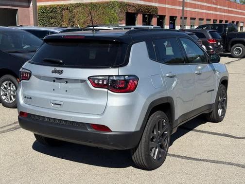 2026 Jeep Compass Limited Altitude