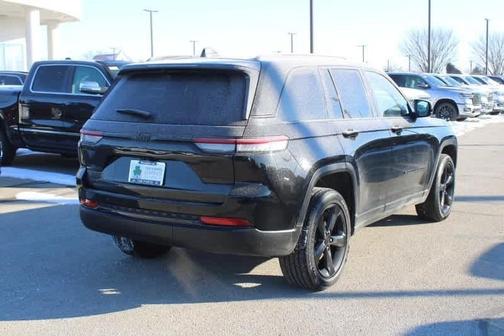 2023 Jeep Grand Cherokee Altitude